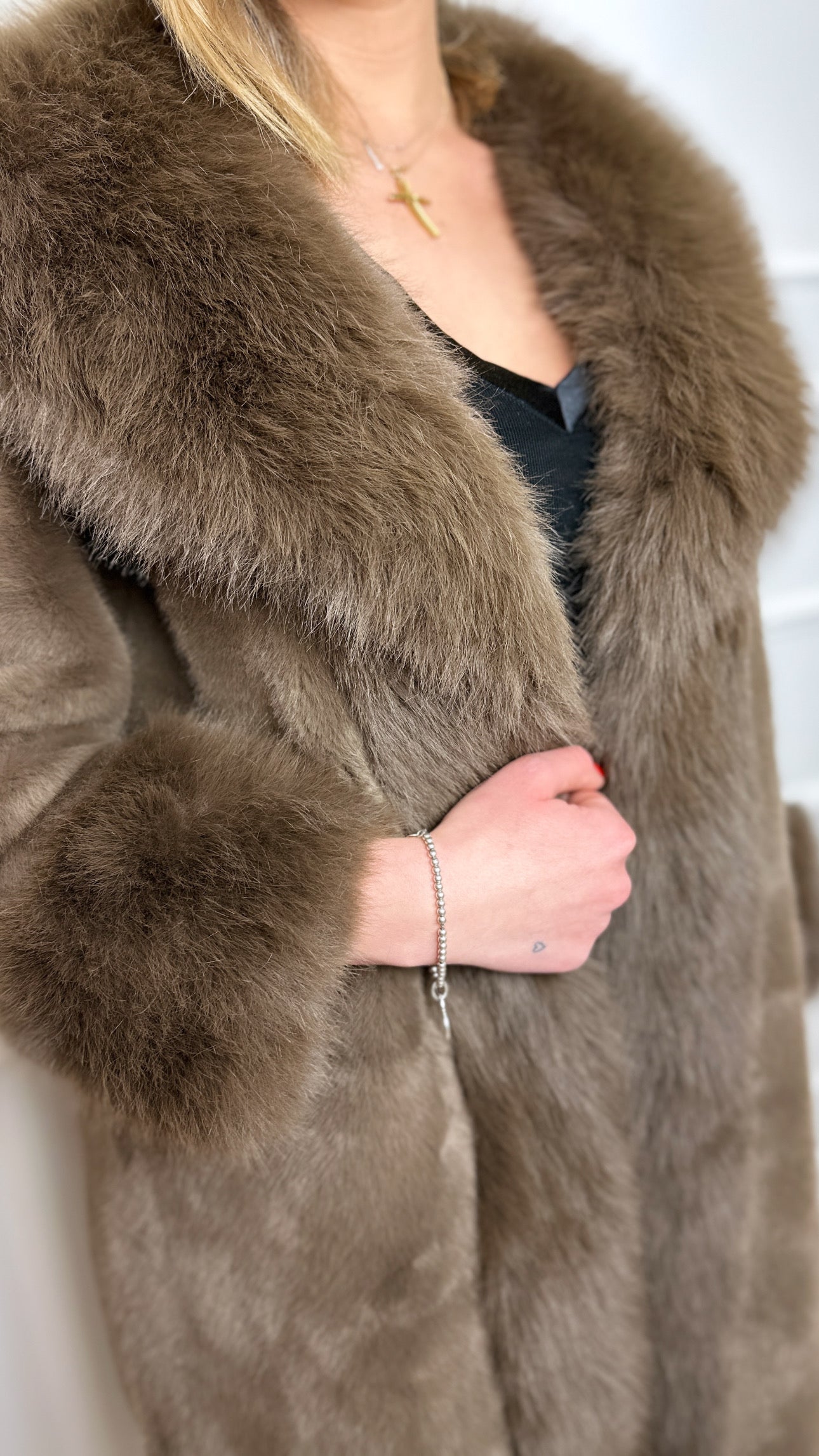 Pelliccia.eco-pelliccia.crboutique.collezione.invernale.marrone