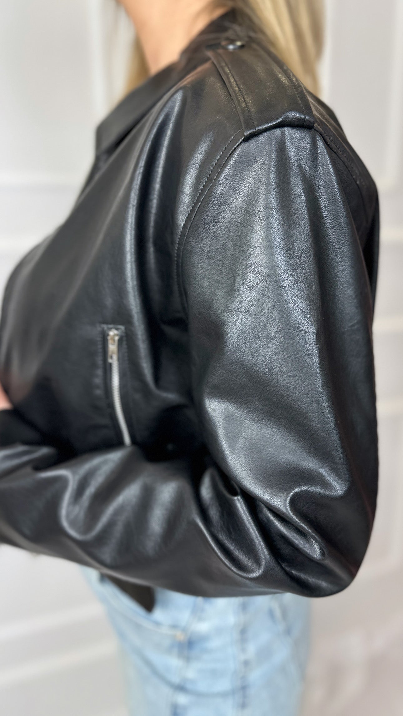 Giacca Ryder in ecopelle corta – Nero / Bianco