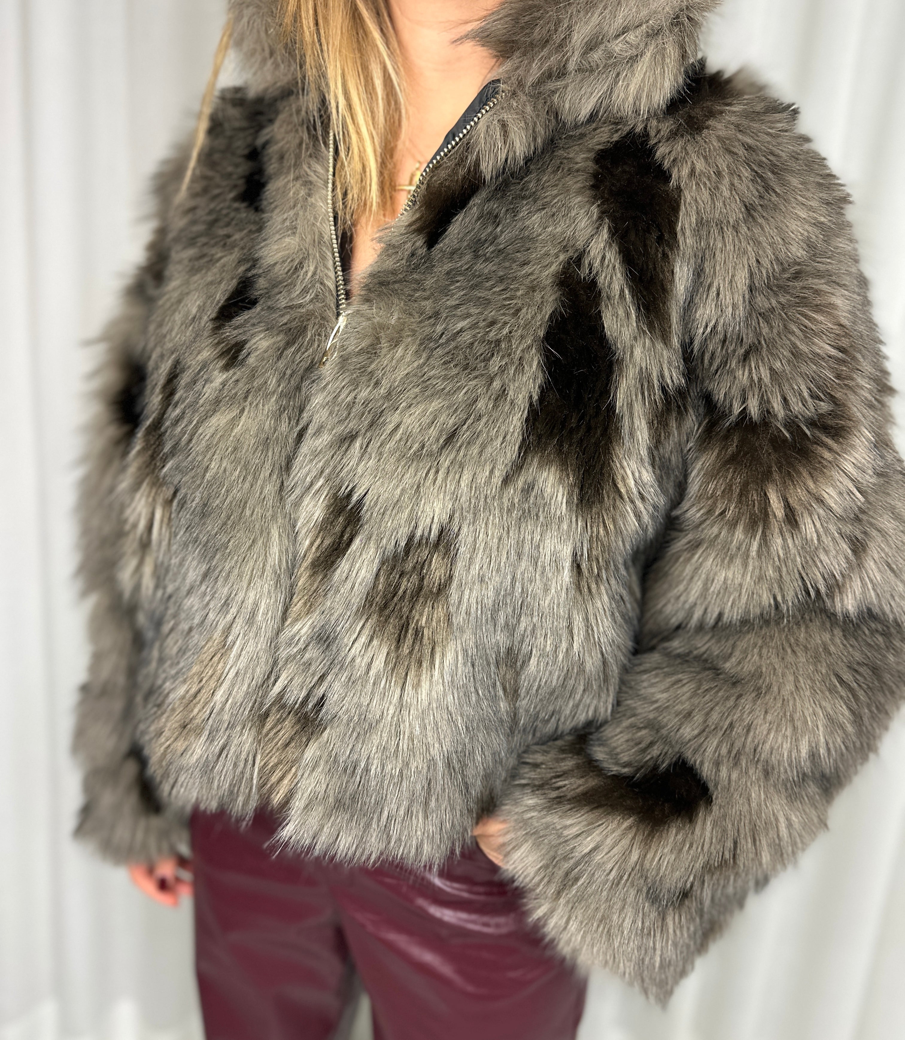 Giacca Alaska in ecopelliccia maculata – Grigio fumo