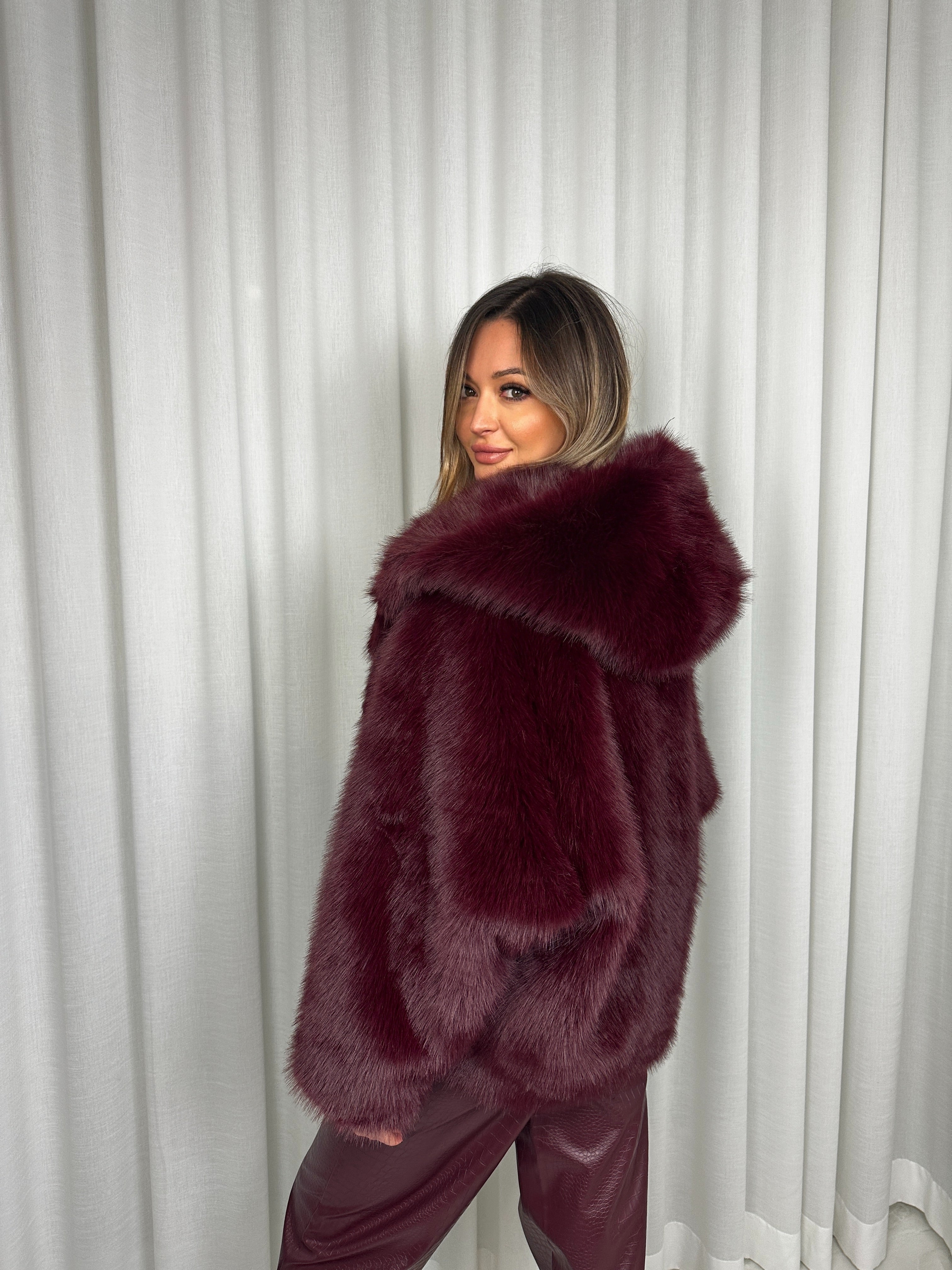 Giacca Soho in ecopelliccia – Bordeaux