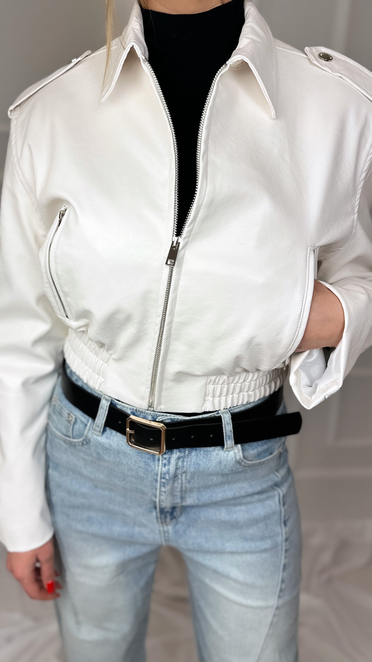 Giacca Ryder in ecopelle corta – Nero / Bianco