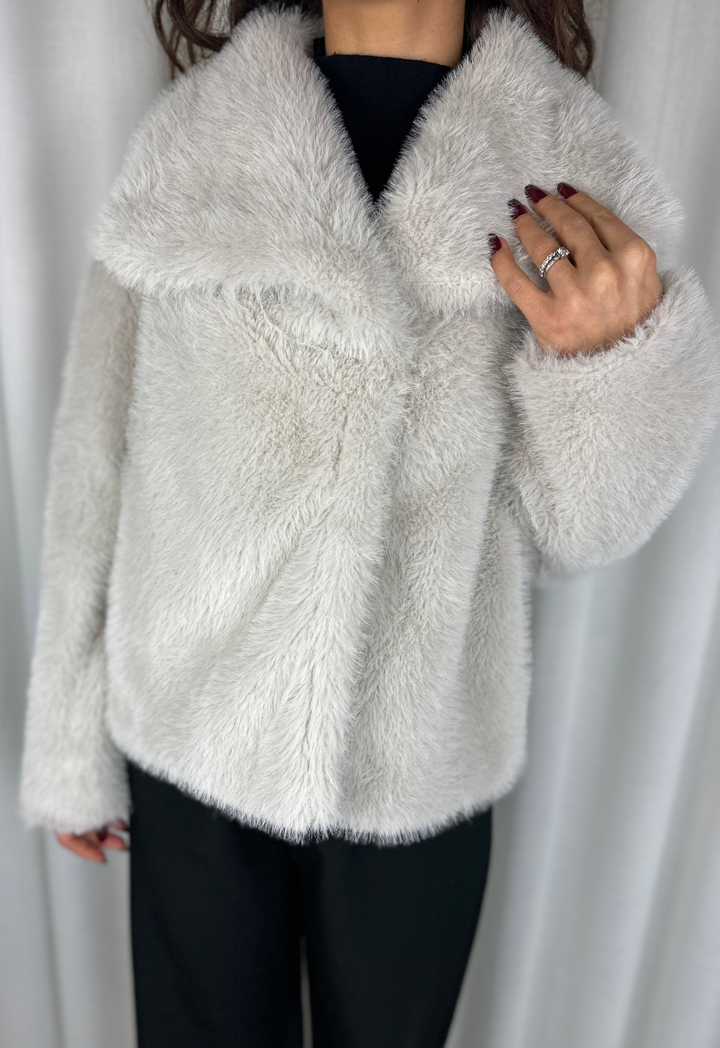 Giacca Osaka in ecopelliccia – Perla